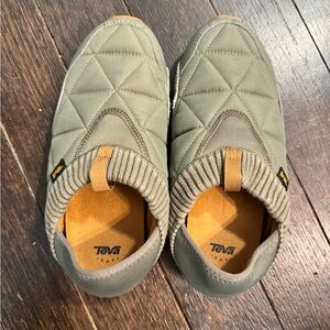 Teva slipper
